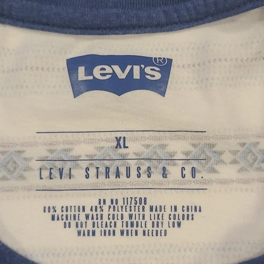 3/$20 Levi's White/Blue Striped Designs T-shirt